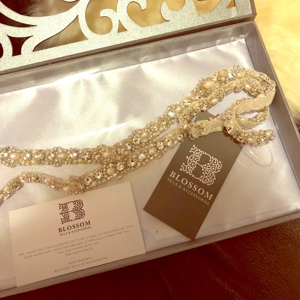 Brand new BHLDN Ariel bridal belt